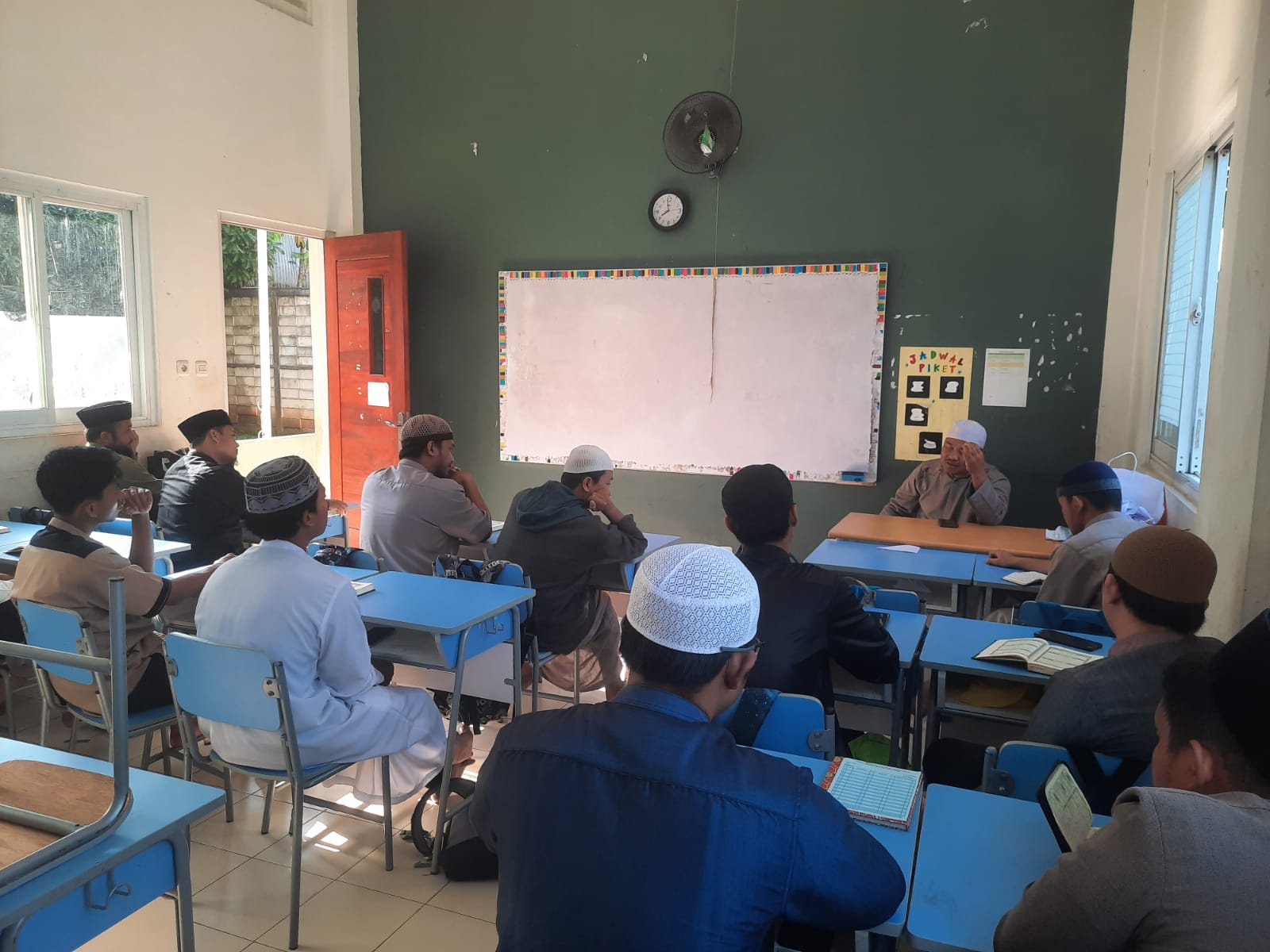 PKBM Riyadhul Jannah Bojongsari foto 4